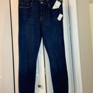 Mother brand jean 1001C-383 size 32 (runs like a size 10 due to brand & skinny)